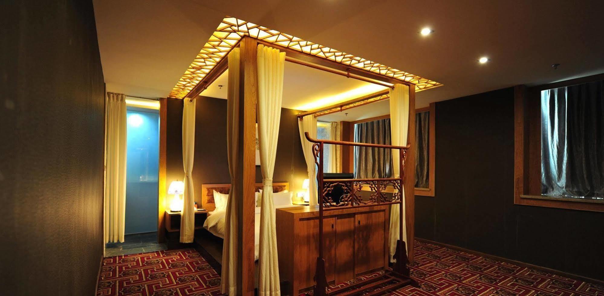 Circle Art Hotel Shenzhen Bagian luar foto